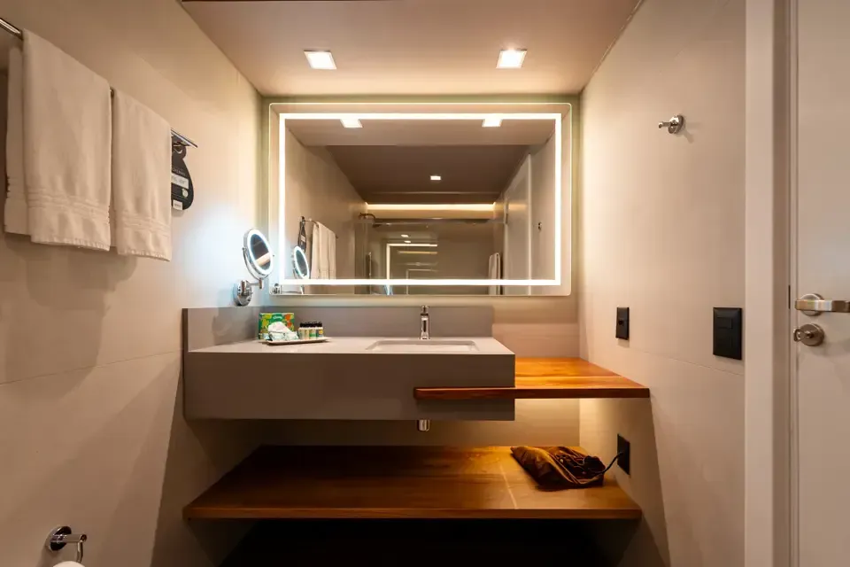 Luxo Superior 2 camas de casal Hotel Deville Prime Porto Alegre