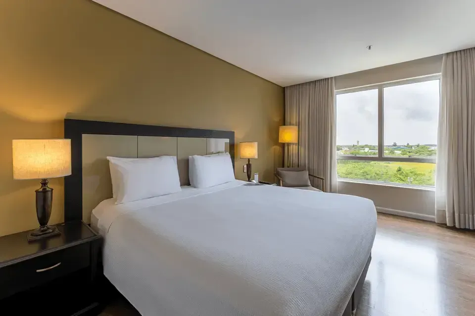 Luxo 1 cama de casal Hotel Deville Prime Porto Alegre