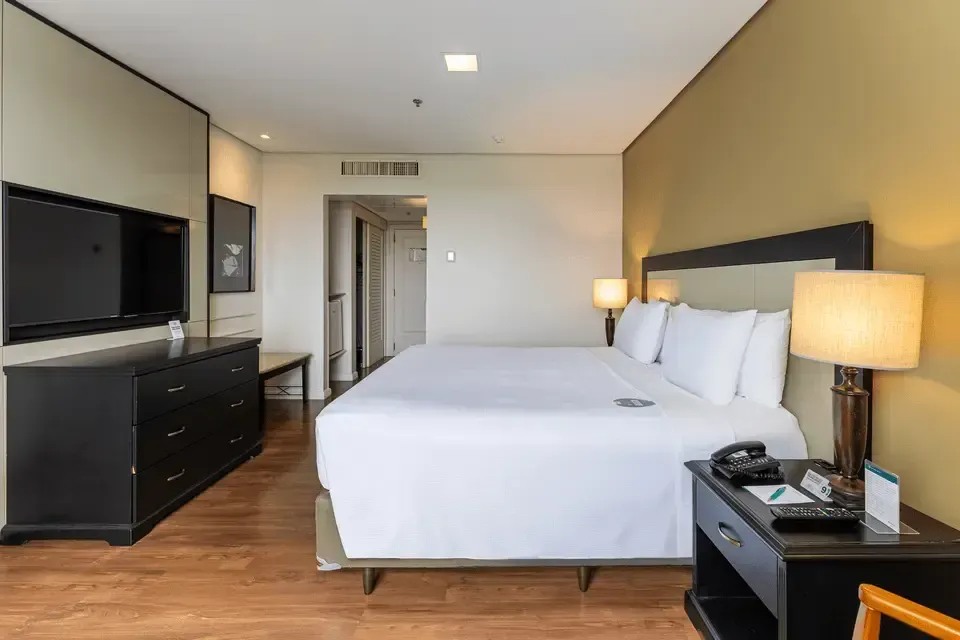 Luxo 1 cama de casal Hotel Deville Prime Porto Alegre