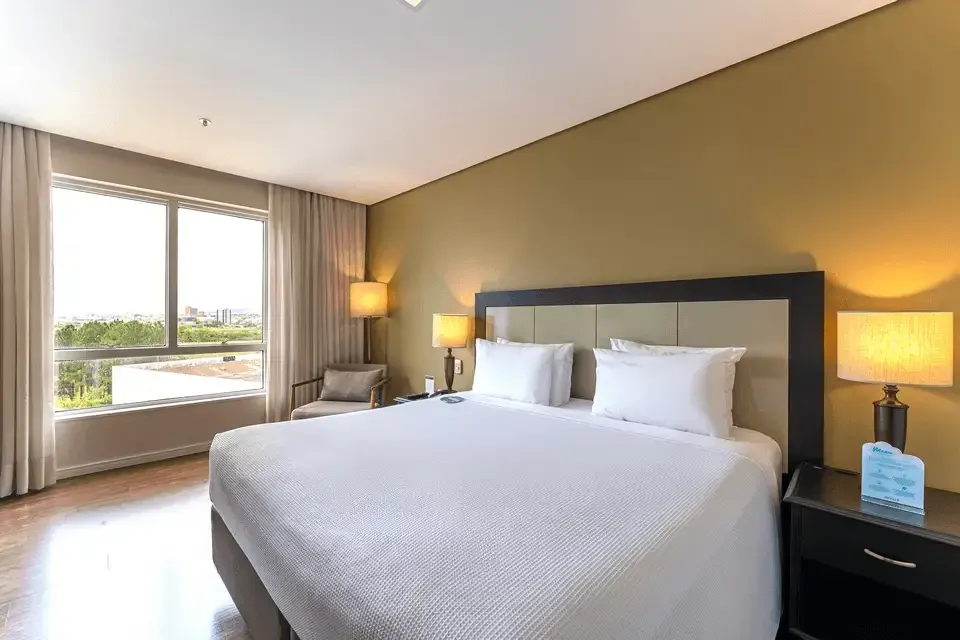 PcD 1 cama de casal Hotel Deville Prime Porto Alegre