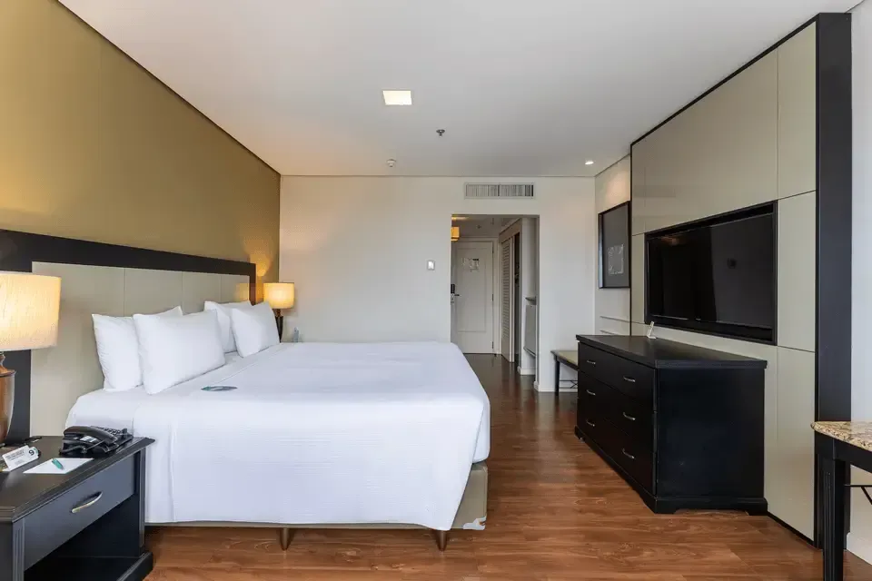 PcD 1 cama de casal Hotel Deville Prime Porto Alegre
