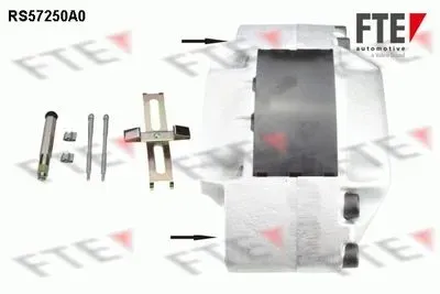 Kit di pastiglie freno per auto con componenti per pinza, pastiglia nera e piccole parti su sfondo bianco.