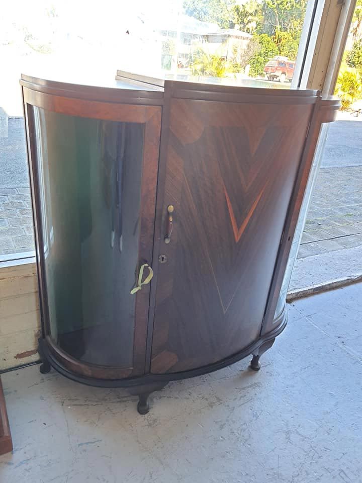 Unique Curved Glass Cabinet — The Cheapy Shop in Taree, NSW