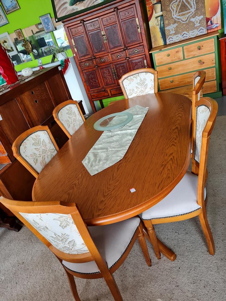 Second Hand Table For Sale — The Cheapy Shop in Taree, NSW