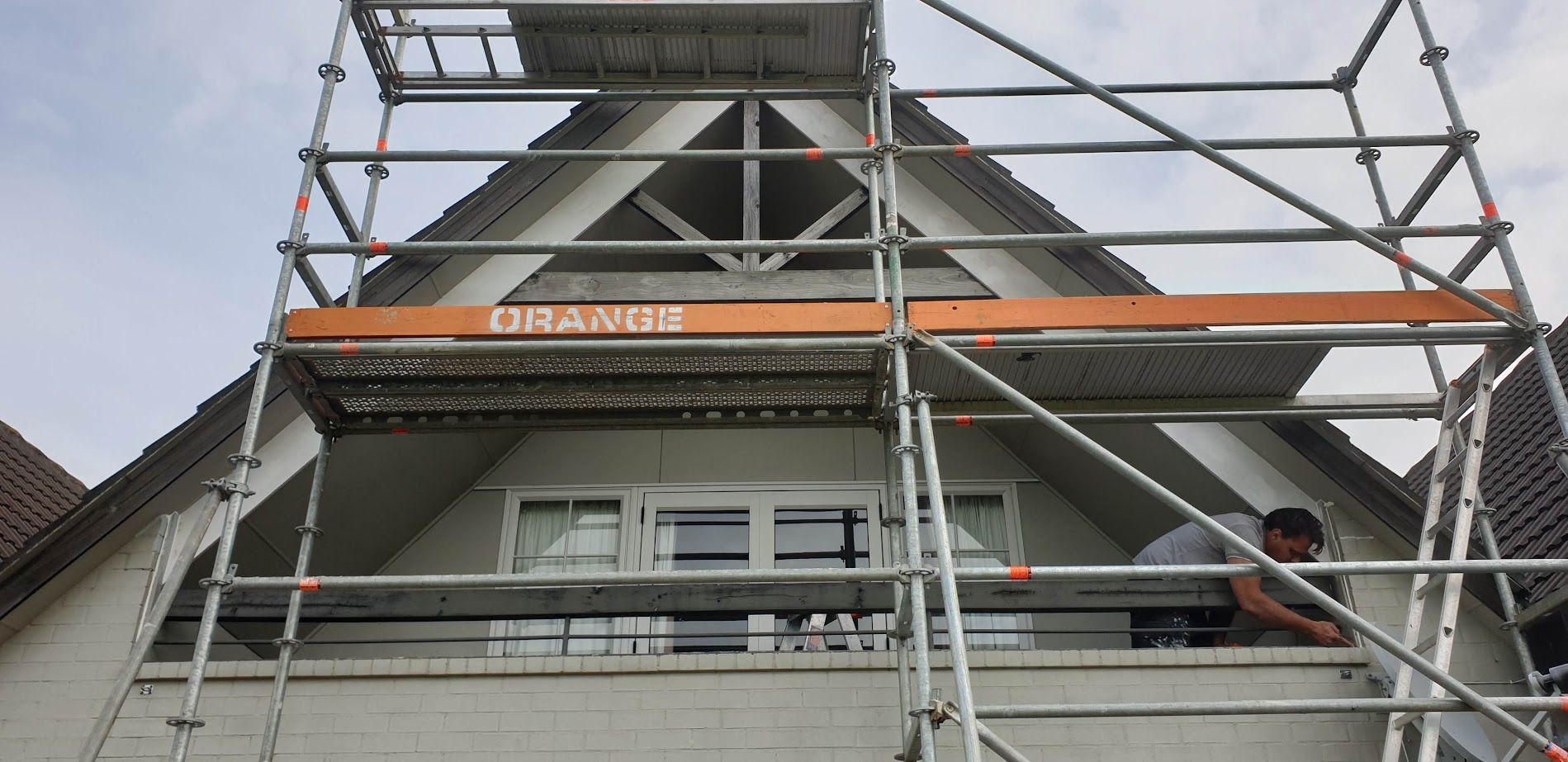 scaffold on Gable end