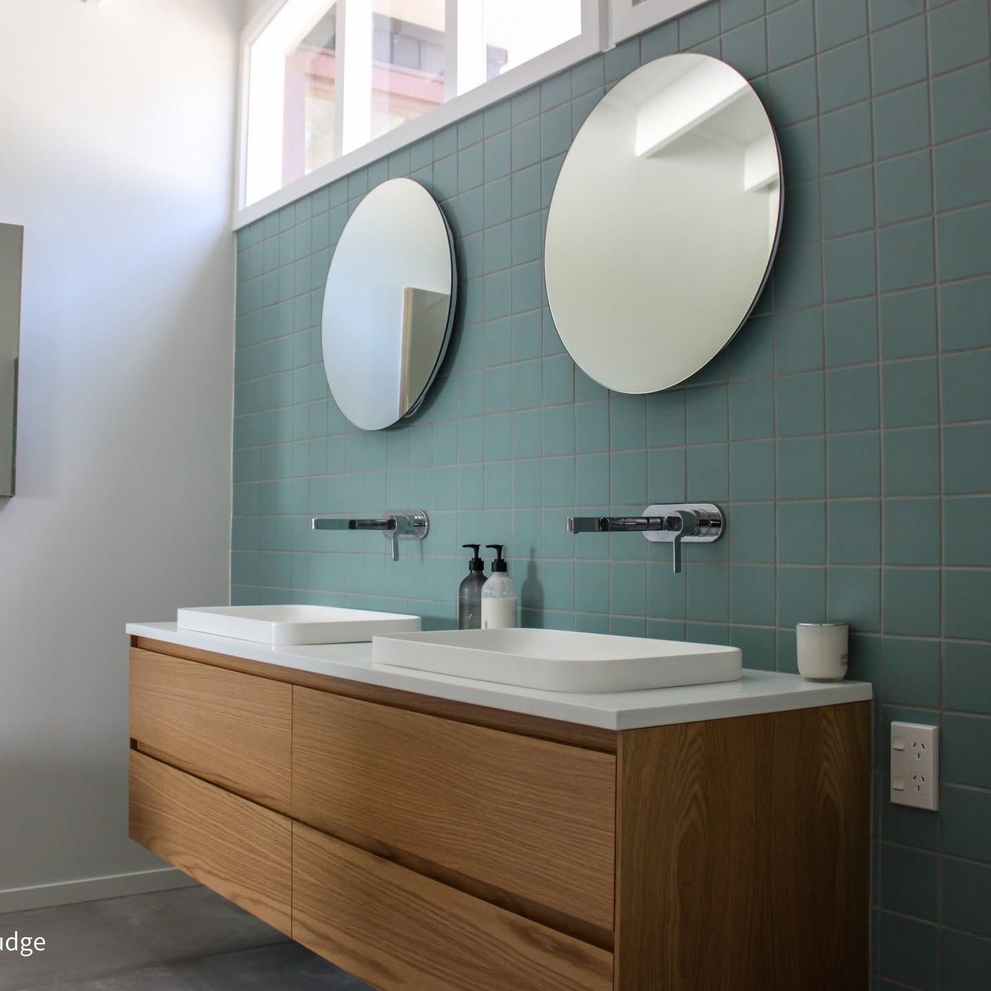  duck egg blue Bathroom
