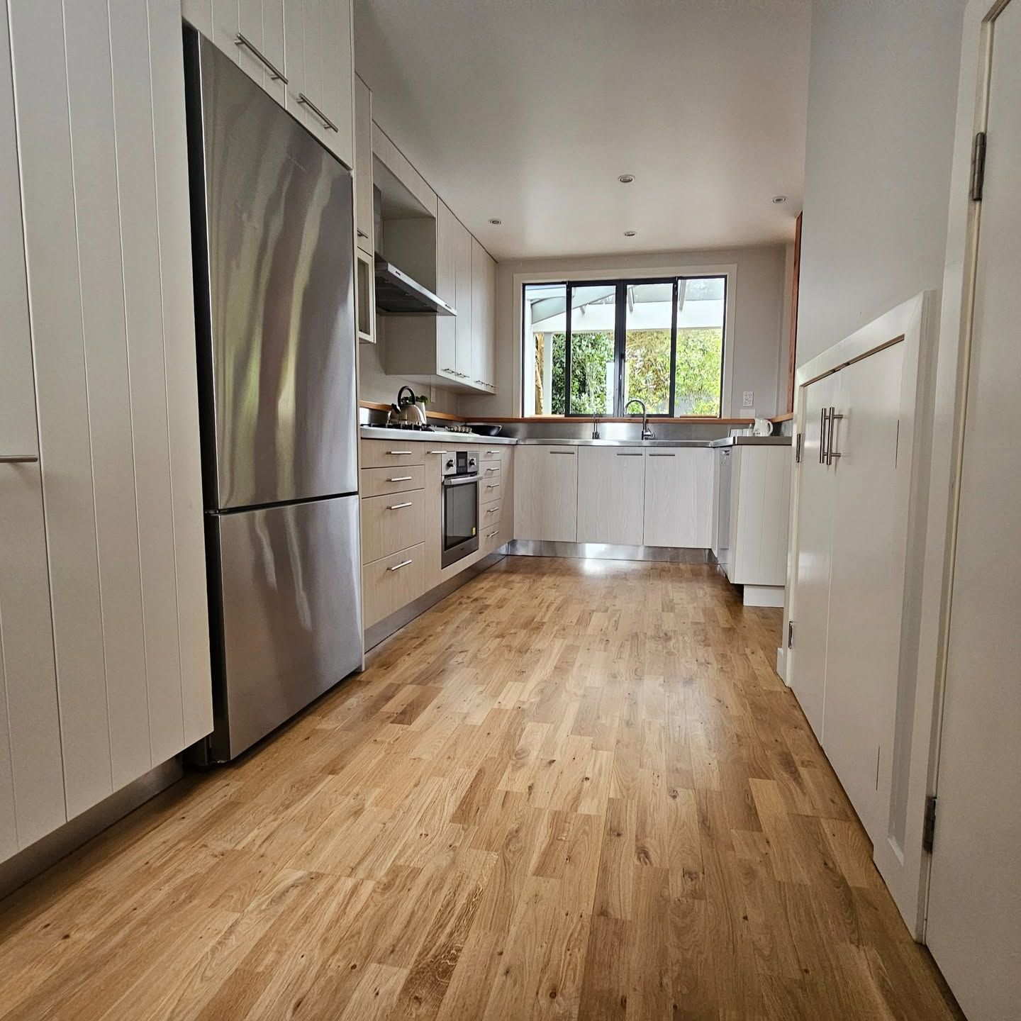 Modern kitchen beautiful floors
