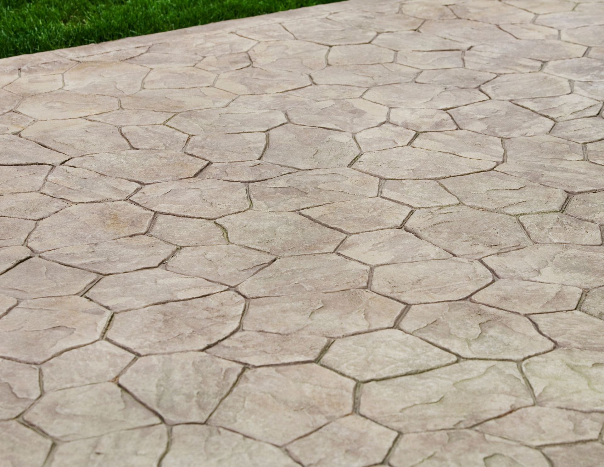 stamped concrete walkway in Ottawa