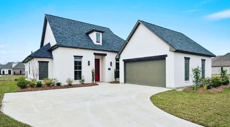 Custom Homes Brusly