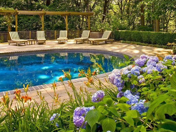 swimming pool installation waterloo region
