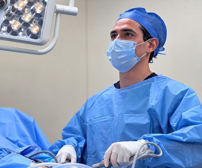 DR ANDREW GRACIA ALVAREZ