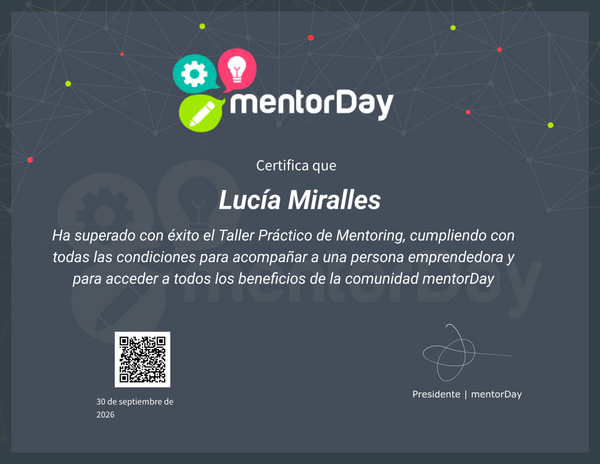 Certificado de MentorDay para Lucía Miralles, con fondo gris, logotipo y código QR.