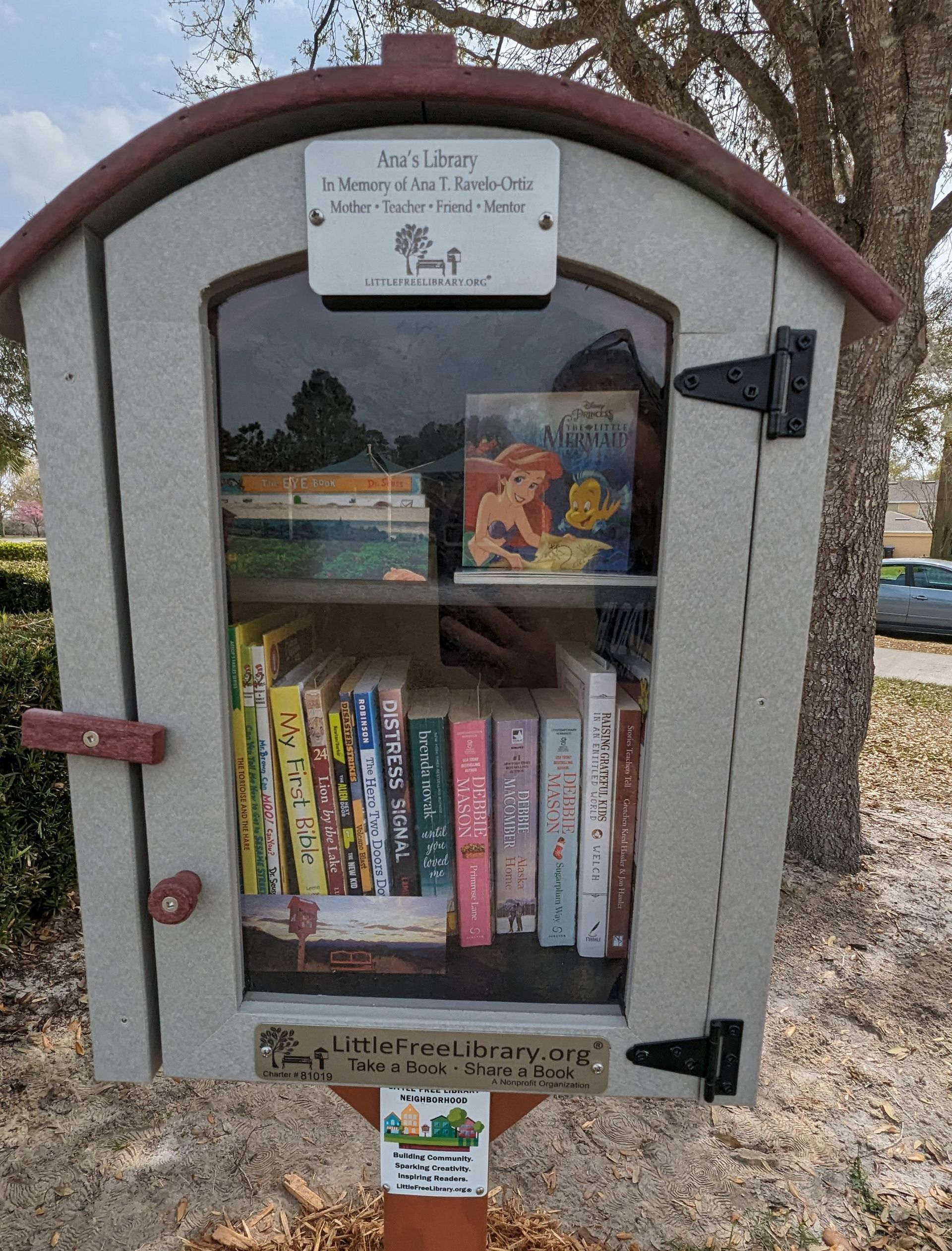 Ana’s Library Joins Growing Collection of Free Library Boxes in HW