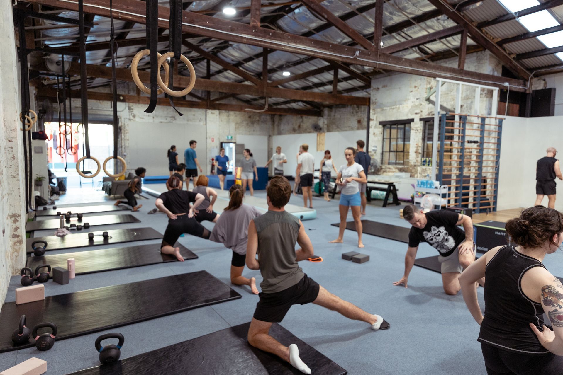 Image of people exercising in the gym