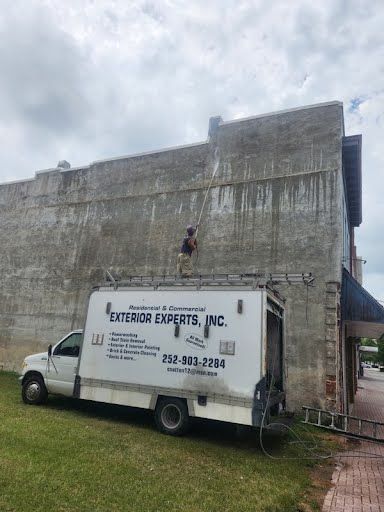 Exterior Experts 23