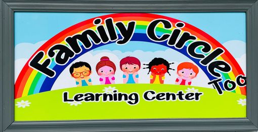 Family Circle Too Logo