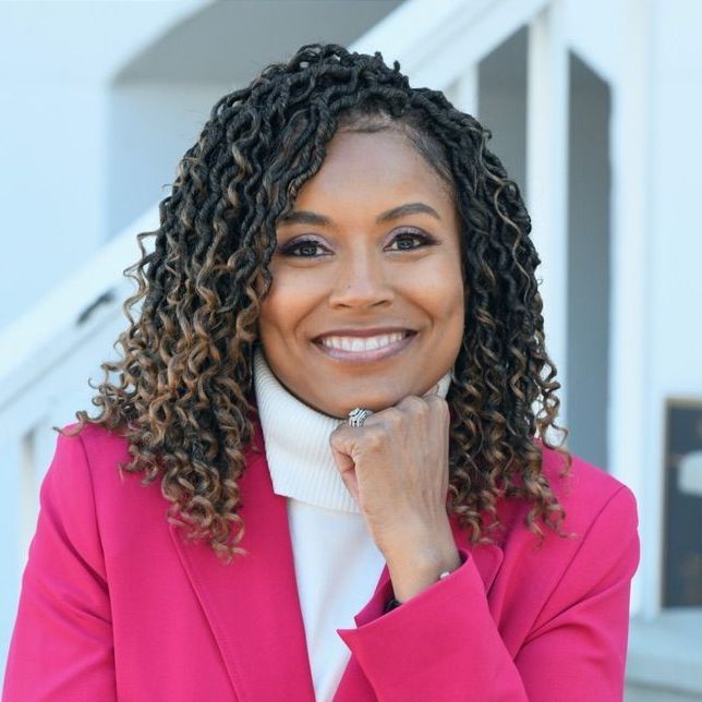 Stephanie Johnson Sparrow's Nest Breaking the Cycle Class Facilitator