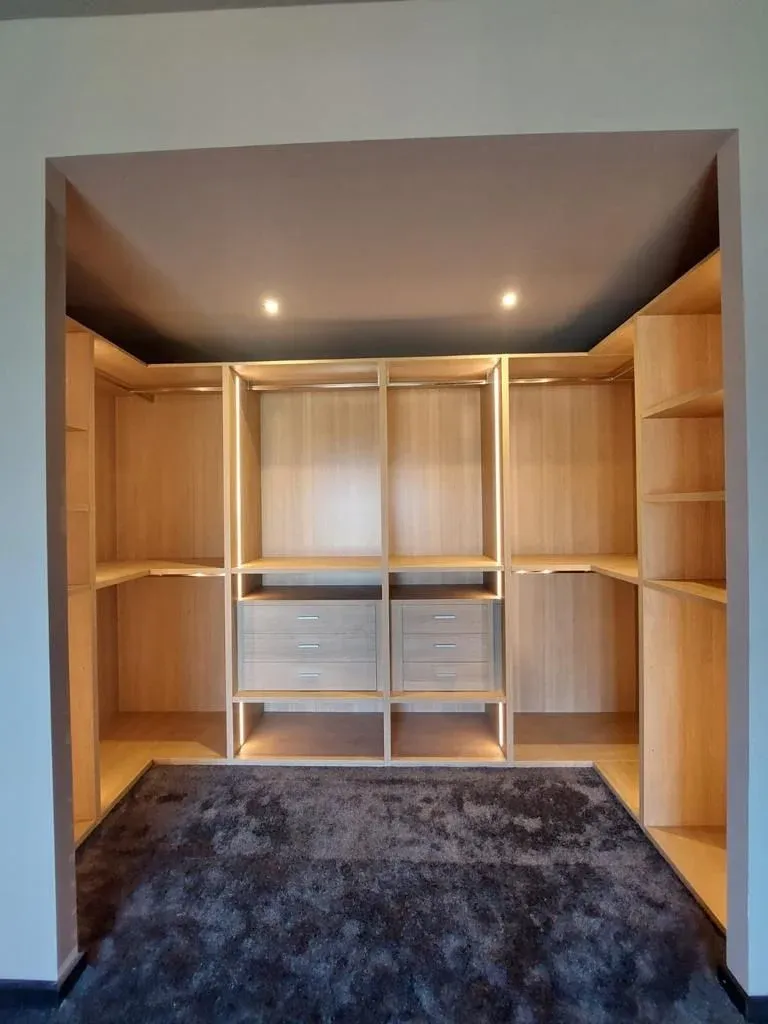 Création dressing sur mesure Grenoble