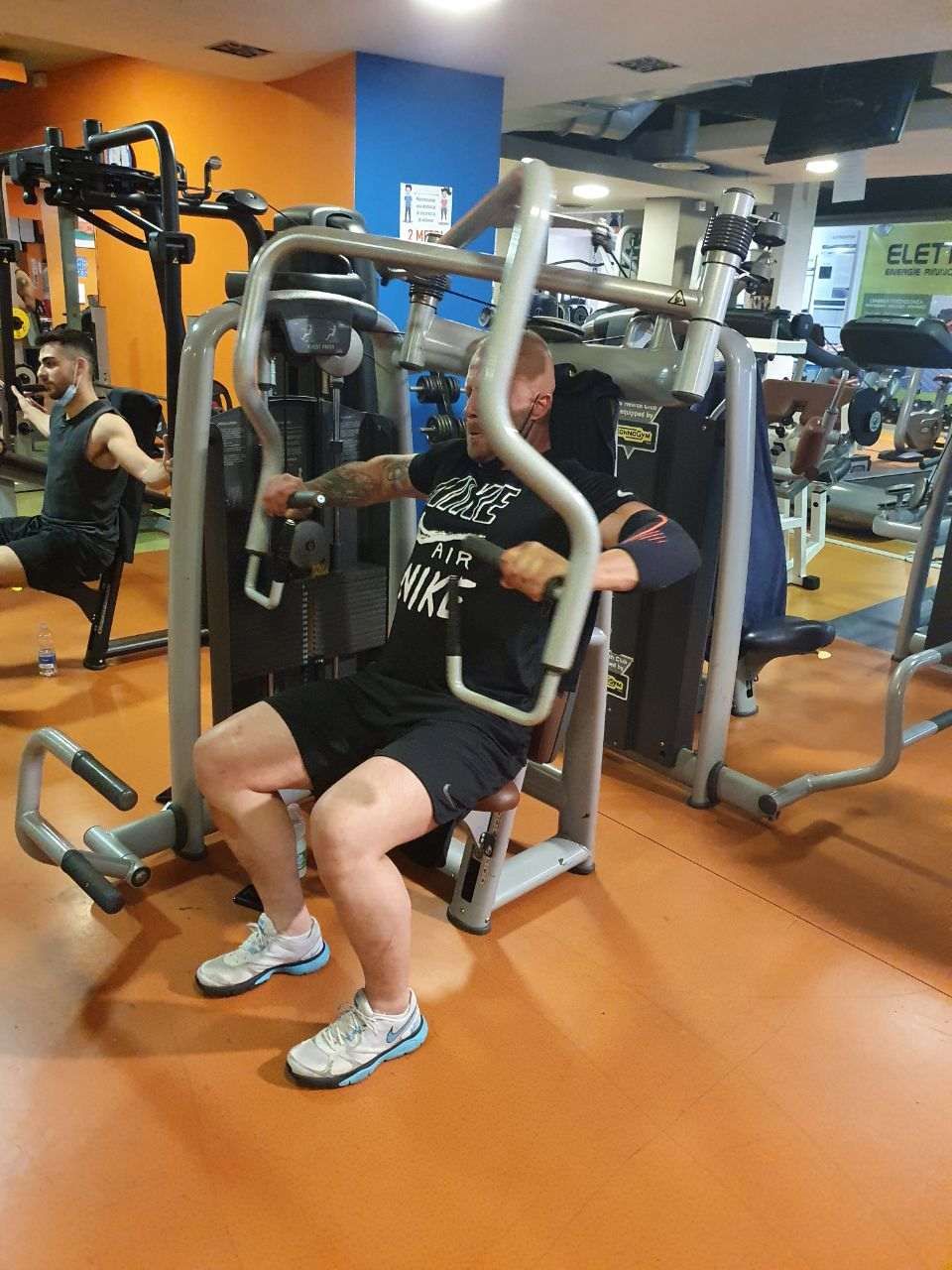 pesi e attrezzi