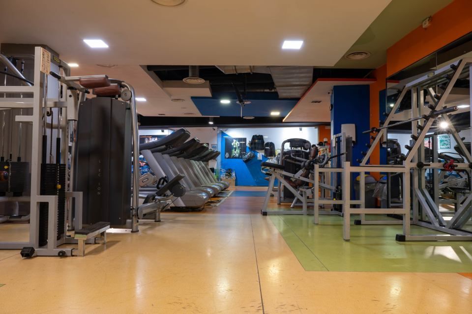 moderno centro fitness attrezzato
