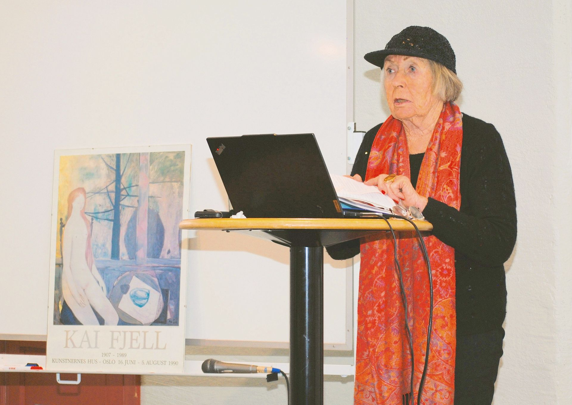 Ragnhild Tangen informerte om arbeidet med Årbok 2026, hvor hun blant annet har en artikkel om maleren Kai Fjell. 
