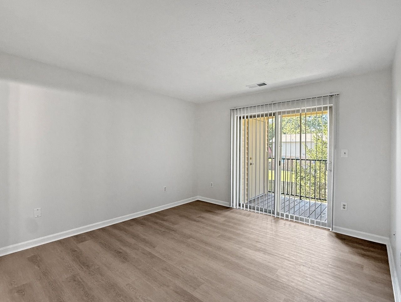 Springview Apartment Homes | Newburgh, IN