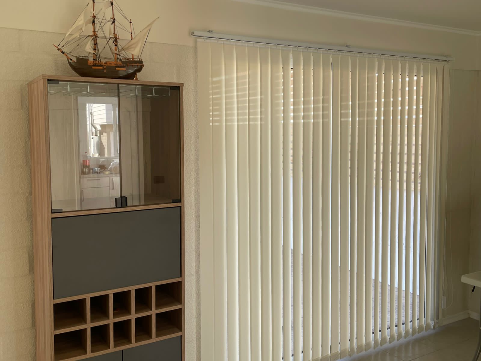 CORTINAS VERTICALES