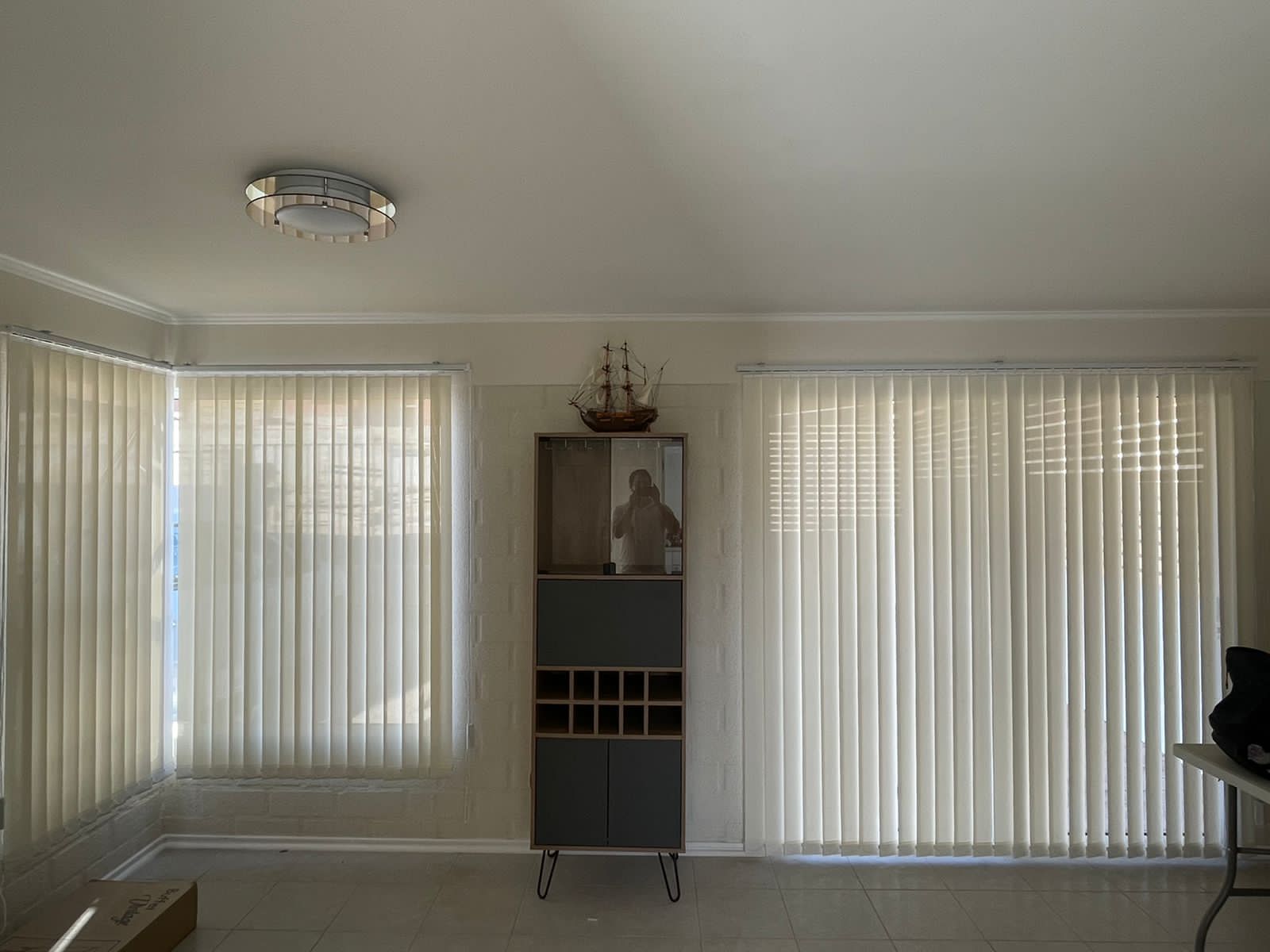 CORTINAS VERTICALES