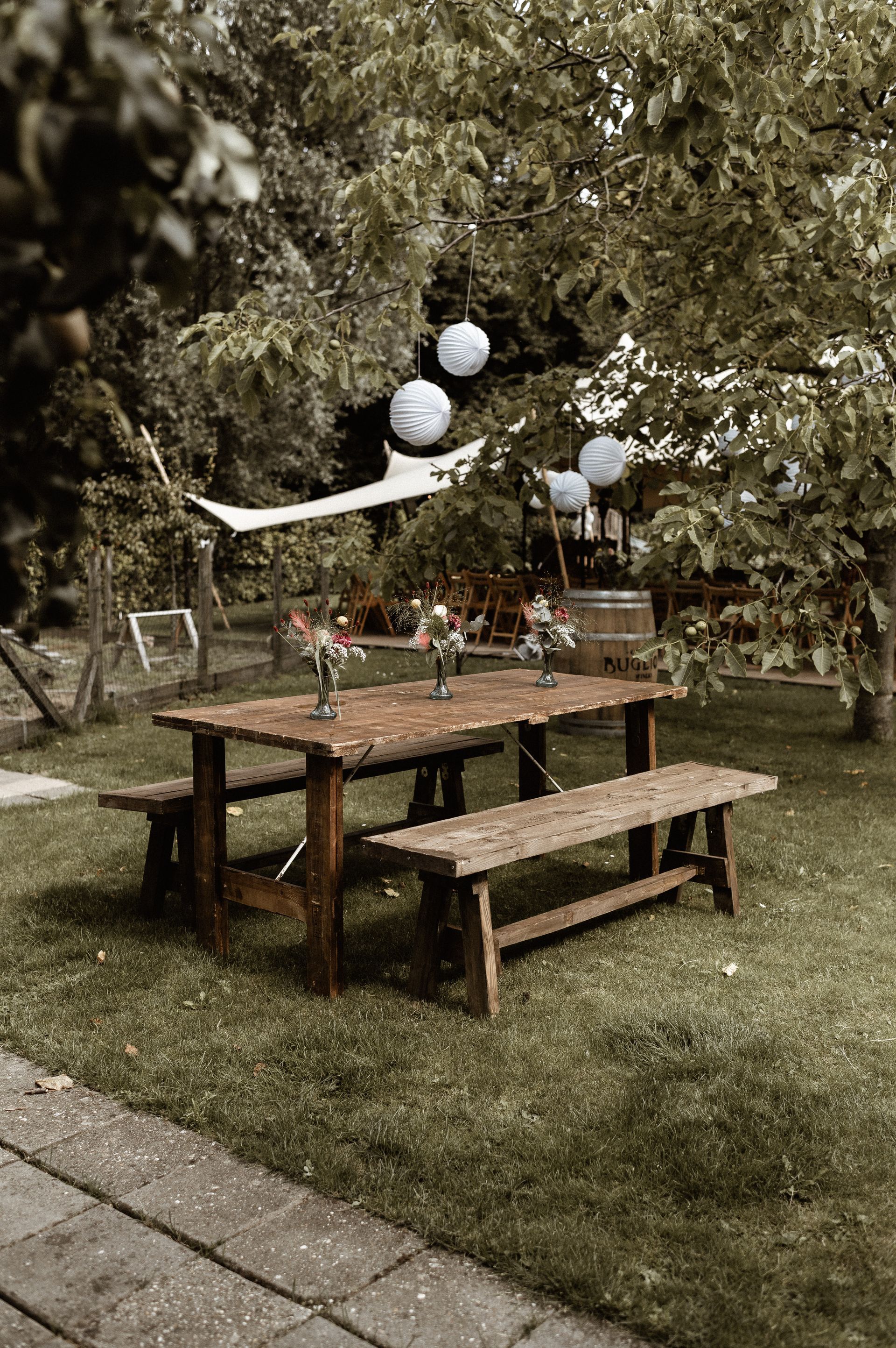 Bruiloft in eigen tuin
