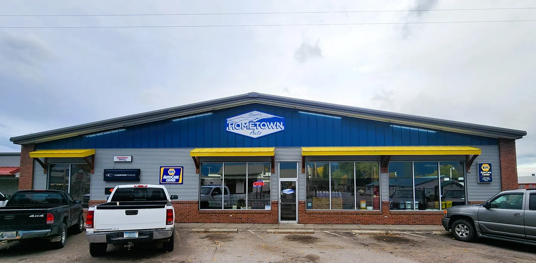 Outside our shop | Stuart's Hometown Auto