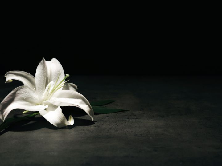 Planning a Summer Memorial Service: What Essexville & Kawkawlin Families Should Know
