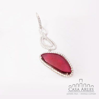 Aretes de oro con piedra 1