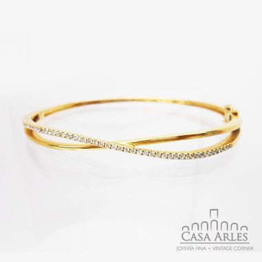 Pulsera de oro con detalles