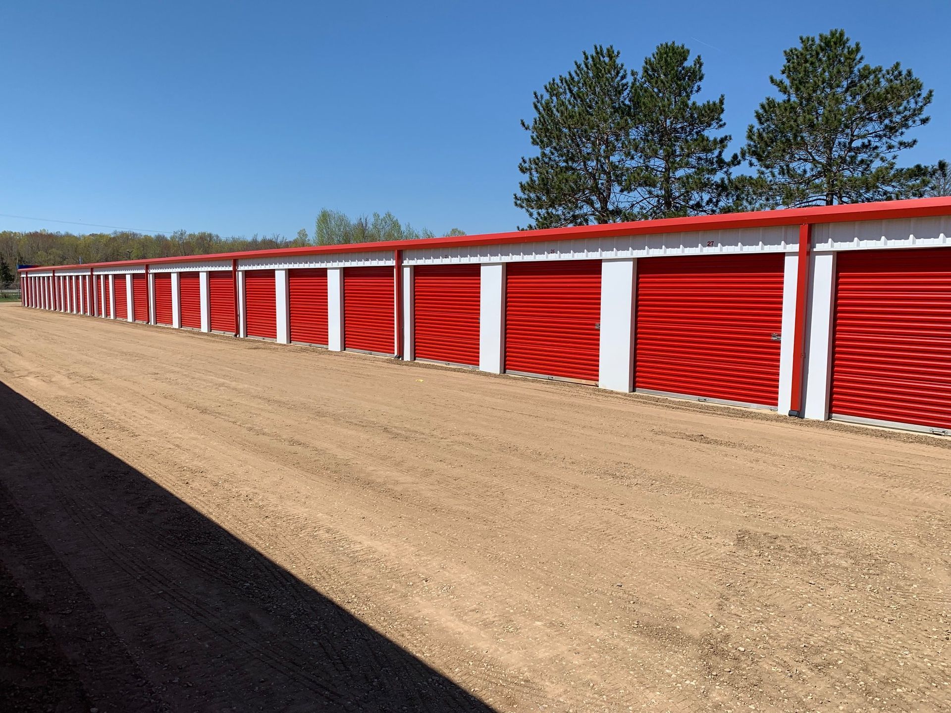 Drive up units and roll up self storage doors in Farwell MI.