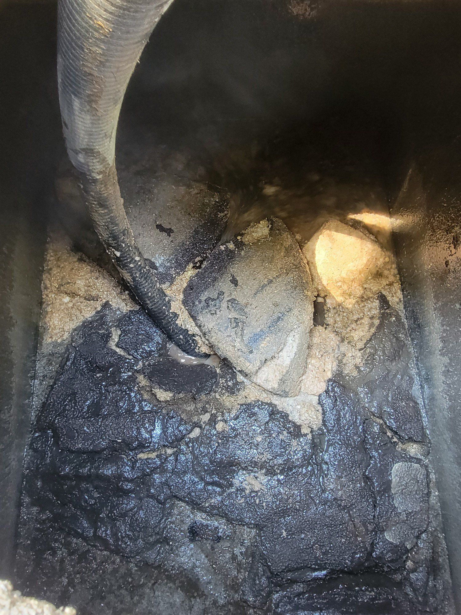 Dirty Septic Tank — Bethel, PA — Peterman Bros. Septic Service