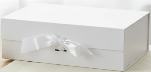 White Magnetic Gift Box 33.5 x 26 x 15.5 cm