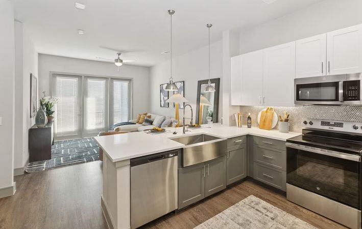 One90 Main apartment photo