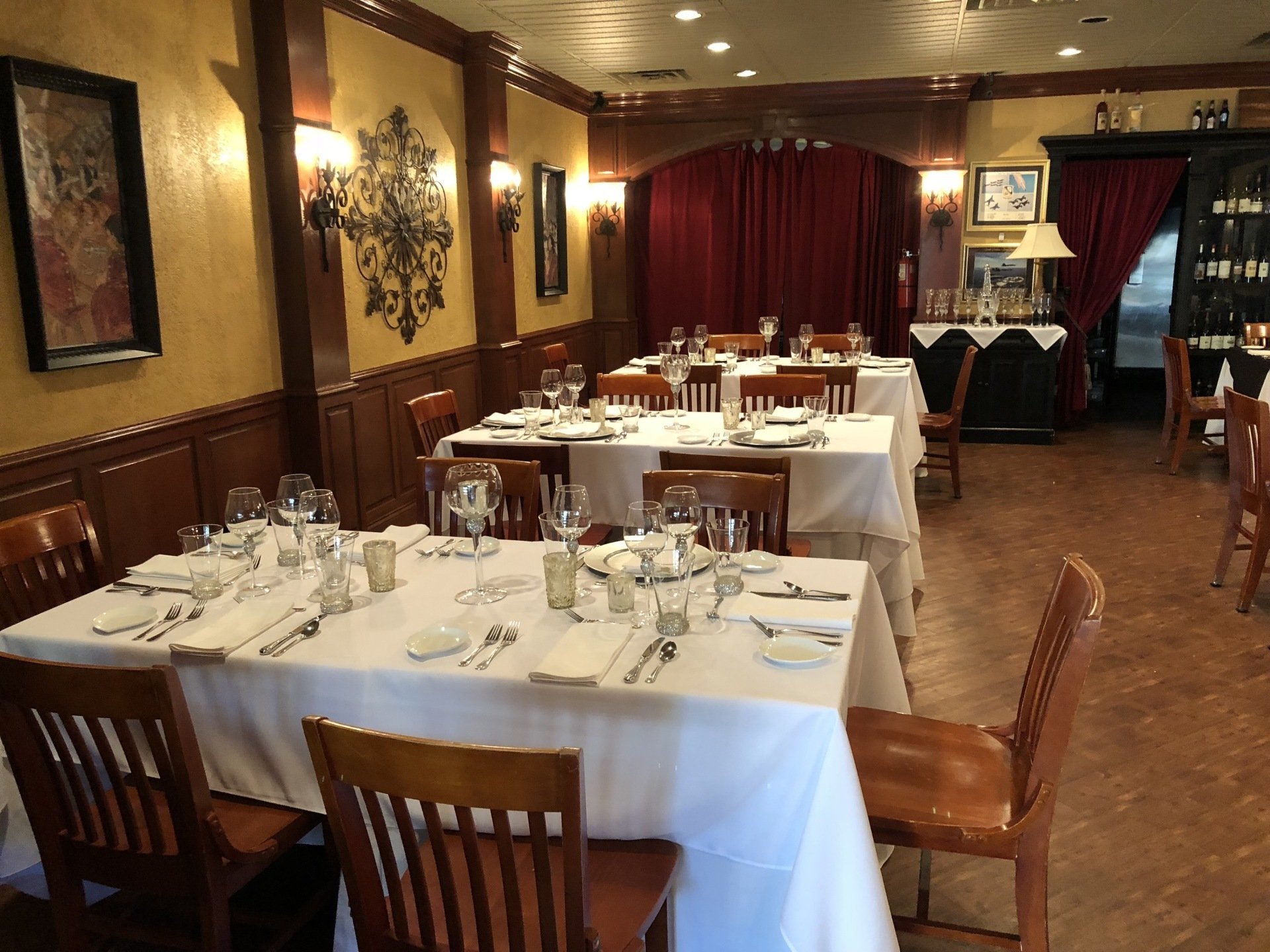 Tuscan Wine Room Just Rennie's Evansville, IN