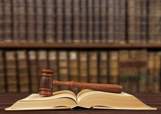 Libro sul diritto