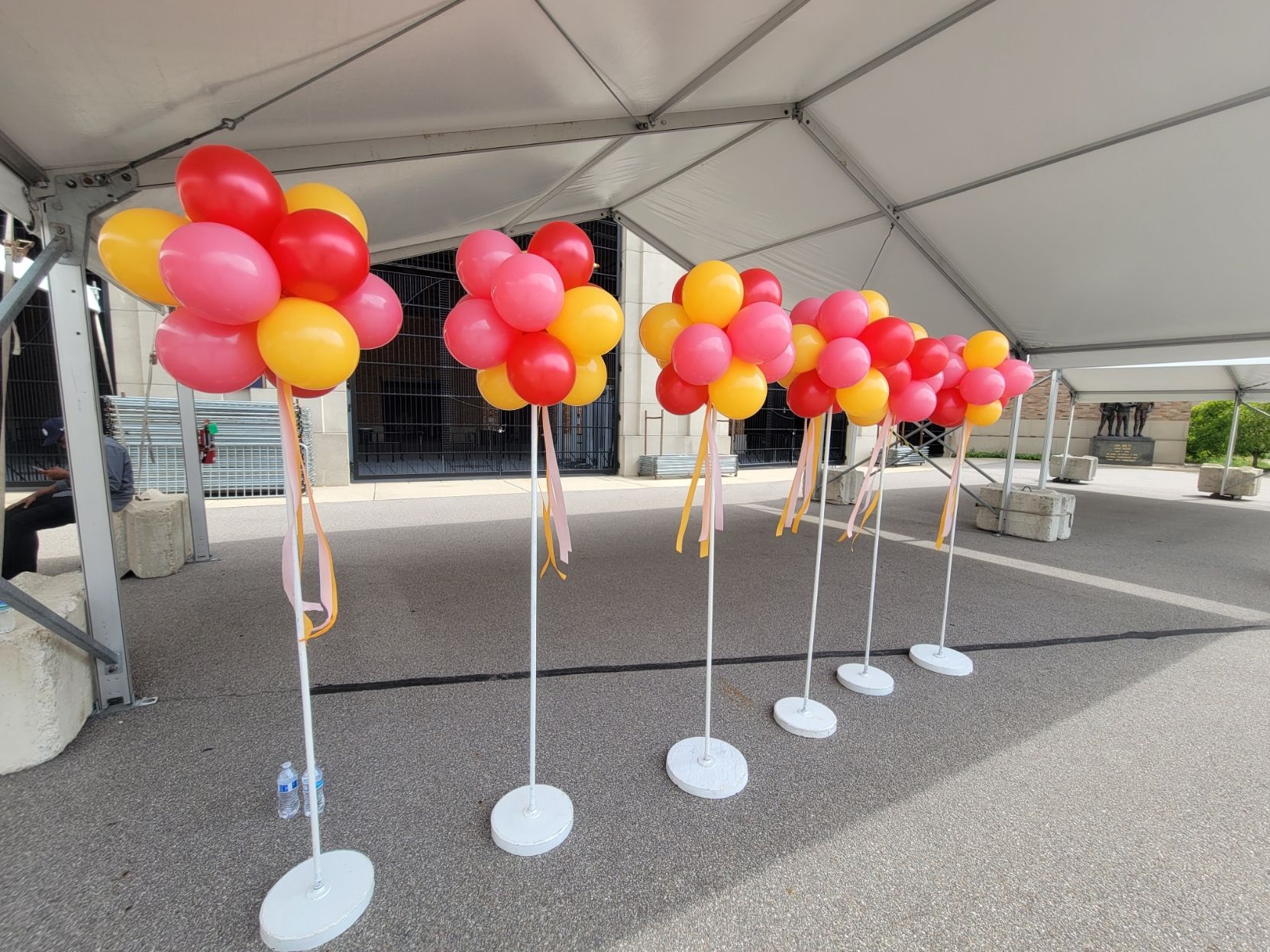 Balloon topiary party poles from Fun By The Yard for PWC