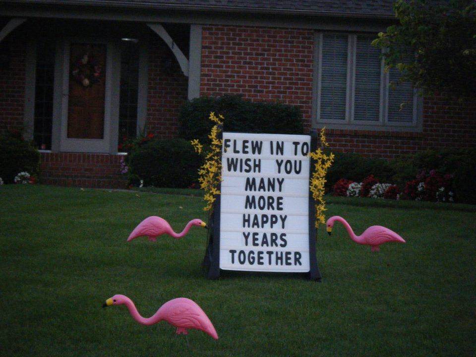 A sign that says 