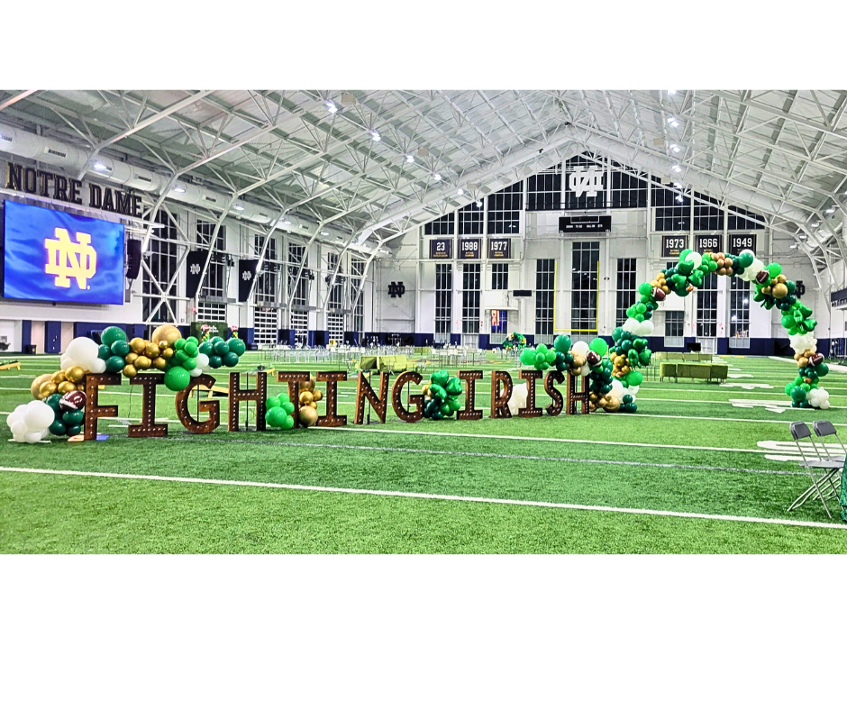 Fighting Irish balloon decor