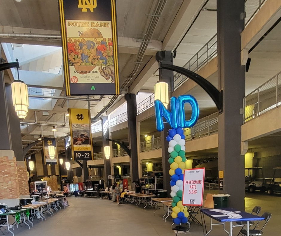 a large building with a sign that says nd on it
