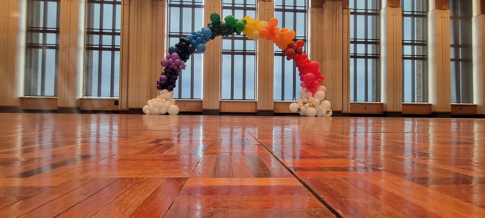 Dahnke Hall Notre Dame. Organic freeform rainbow balloon arch. FBTY