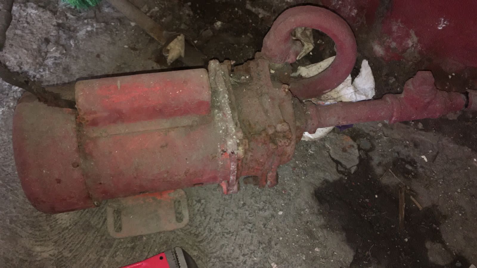 REPARACIÓN DE BOMBAS DE AGUA Y EMBOBINADO DE MOTORES