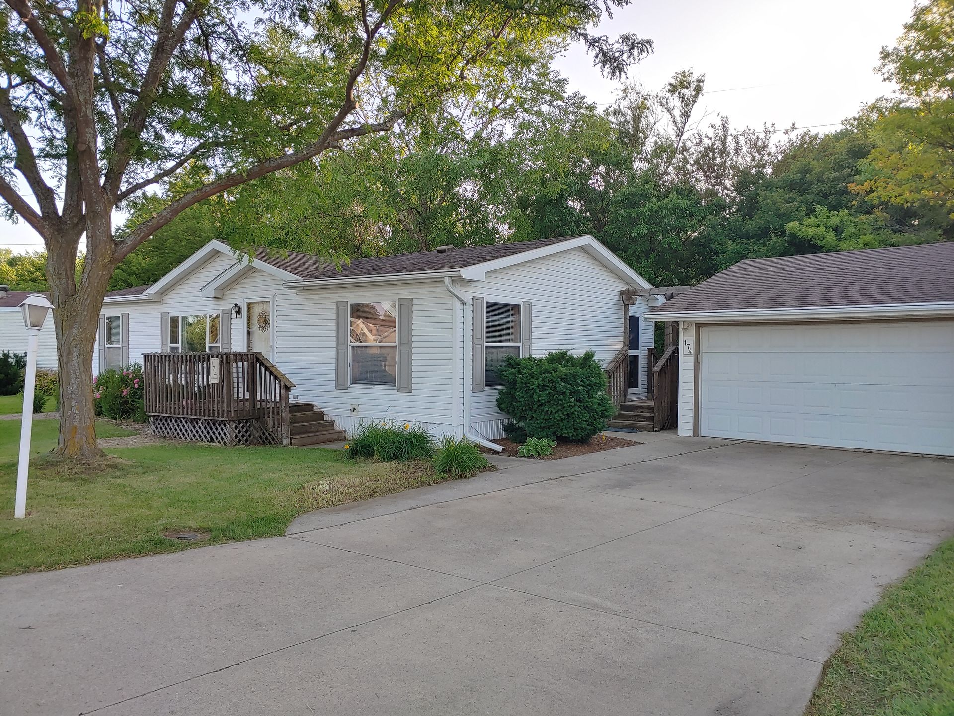 2127 Waterfront Drive, Creekside Mobile Homes Ames, Iowa