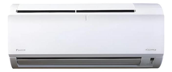 Unidad de aire acondicionado Daikin de color blanco.
