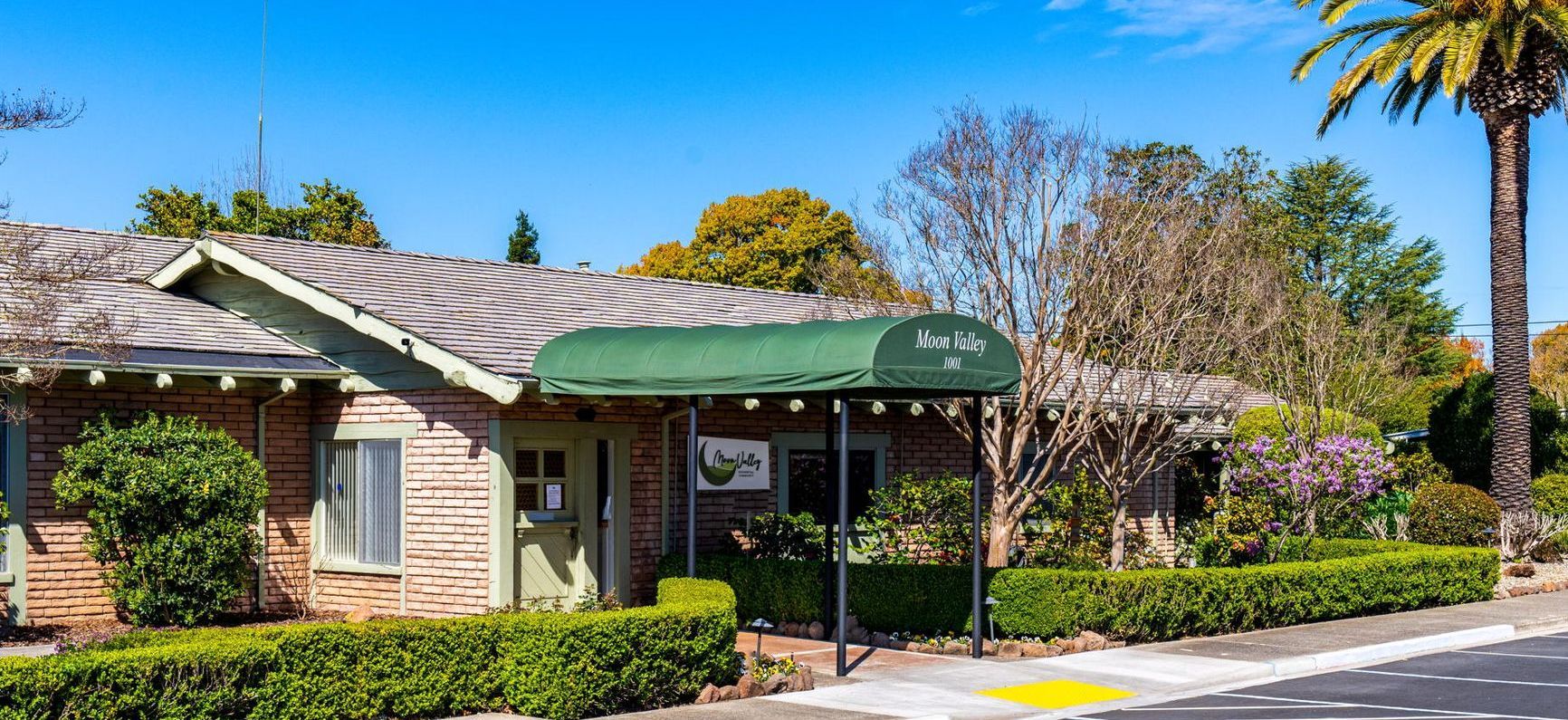 Photo of Moon Valley Community Office Exterior