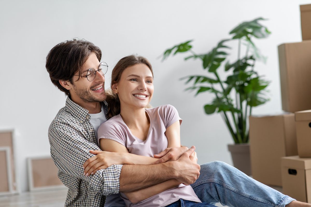 Make Moving Into an Apartment With Your Boyfriend or Girlfriend Easy in Columbia, MO at the Lofts.