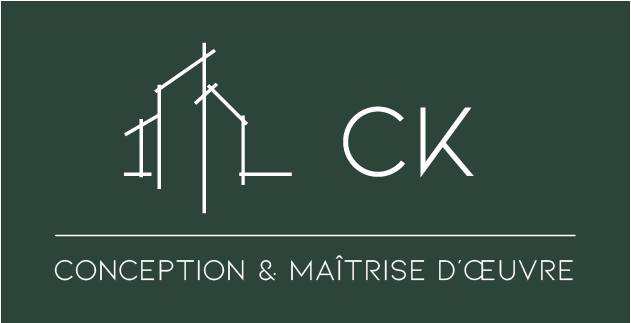 Logo du cabinet d'architecture « CK » : bâtiments et lettres blancs. Inscription : « CONCEPTION & MAÎTRISE D'OEUVRE ».